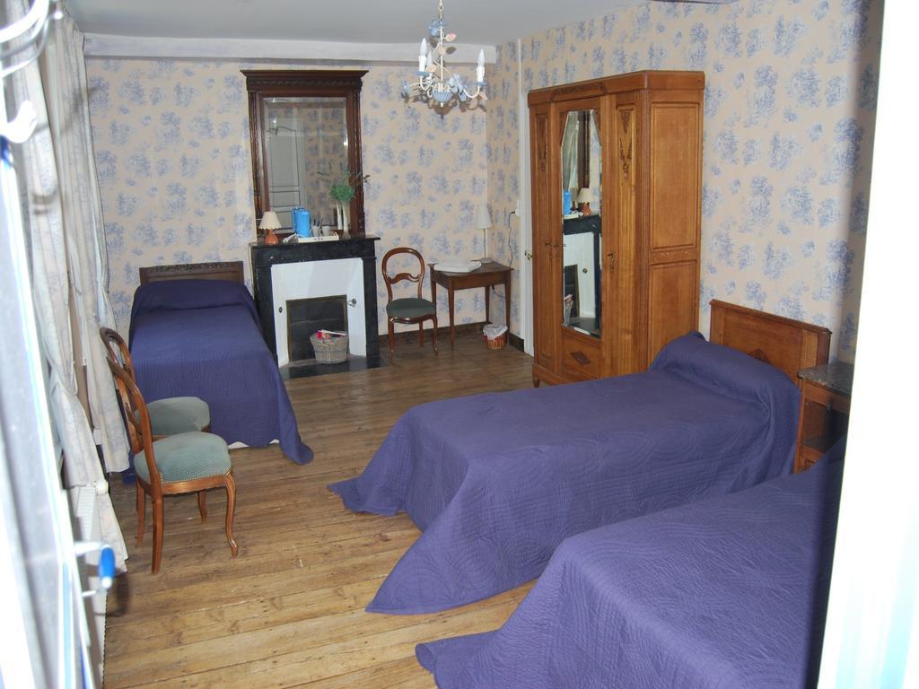Chez Francine Et Xavier Bed & Breakfast Froissy  Стая снимка
